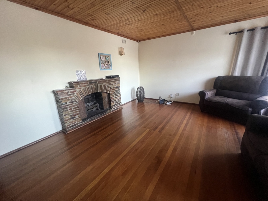 4 Bedroom Property for Sale in Bonnie Doone Eastern Cape